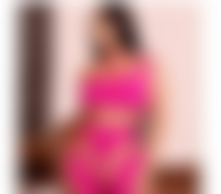 Beautiful Tgirl gifted with big tool