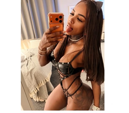  Escorts & Erotic Massage Telford Telford and Wrekin - Photos for Lovely 😻 girl good company 🔥