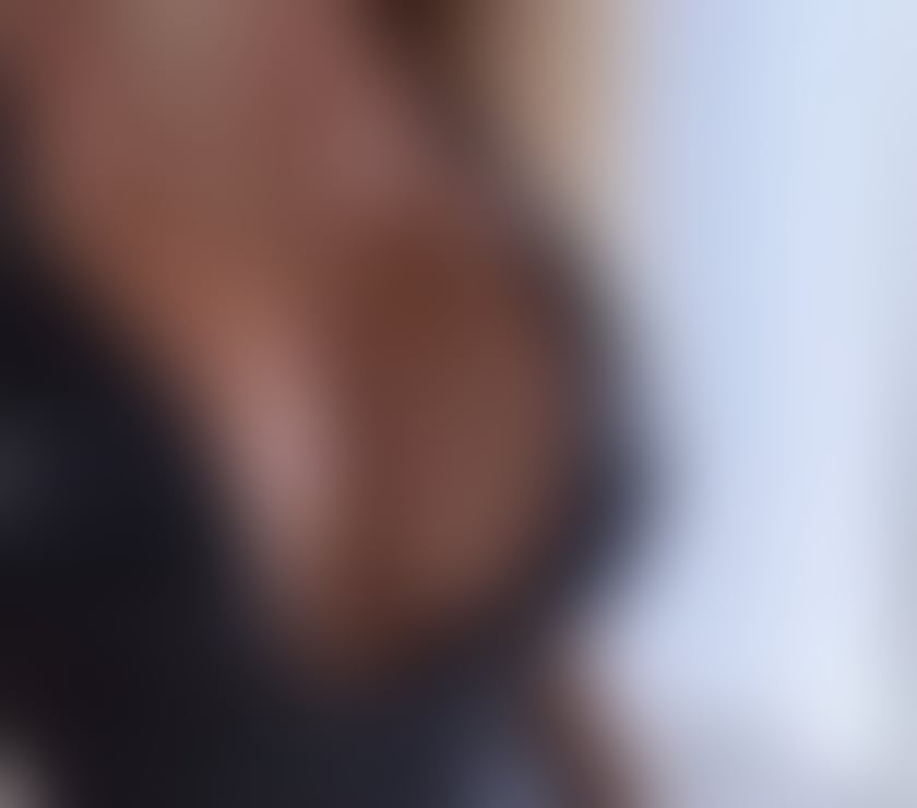 Trans Escorts Preston City Centre Preston - Photos for Angelina, a trans woman, will be in Preston for a few days.