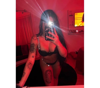 Escorts Slough Town Centre Slough - Photos for Vick girl Brasílian