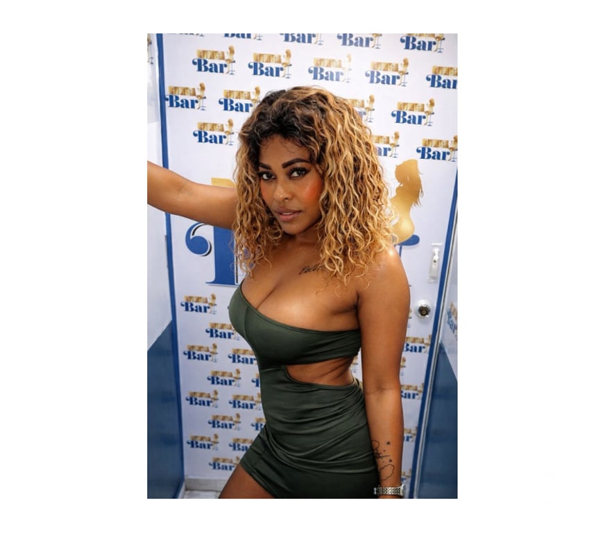 Escorts Essex Harlow - Photos for REBECCA PARTY LATINA NEW IN THE ÁREA 🍑