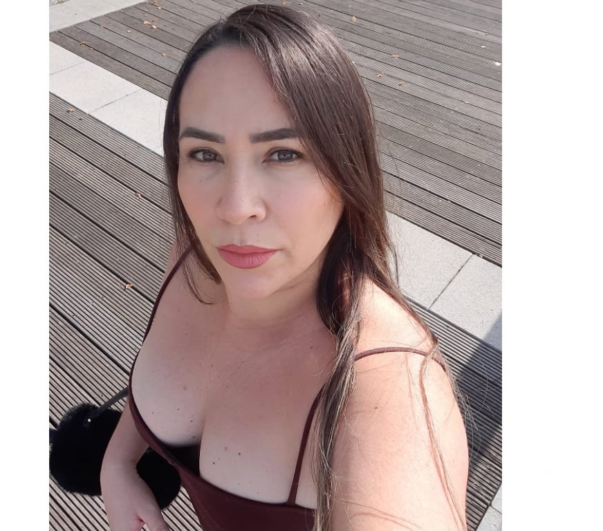 Escorts Surrey Elmbridge - Photos for Hot angel, party girl in the city 🔥👯‍♀️🍾