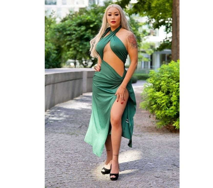 Escorts Essex Chelmsford - Photos for SARAH XXL BUM IN Chelmsford