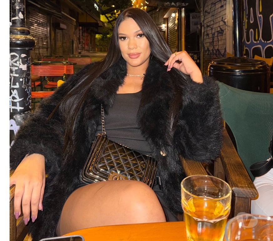 Escorts Merseyside Liverpool - Photos for Sweet Paola, a new Brazilian girl in town.