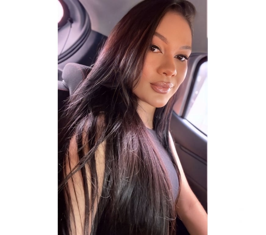 Escorts Merseyside Liverpool - Photos for Sweet Paola, a new Brazilian girl in town.