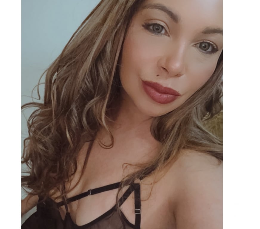 Escorts Greater Manchester Trafford - Photos for hot Brazilian jady