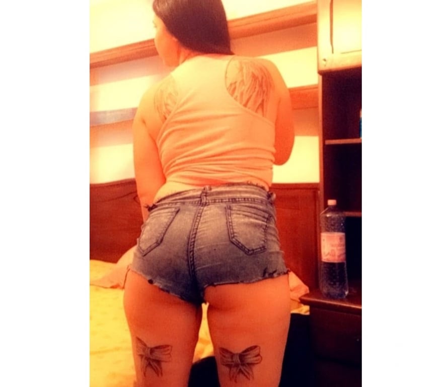 Escorts Merseyside Liverpool - Photos for Clean, Friendly & professional warm Personality - discret