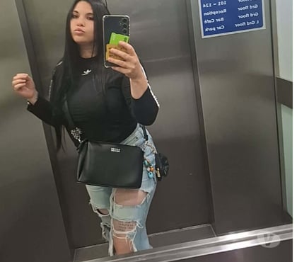 Escorts Belle Vale Liverpool - Photos for Clean, Friendly & professional warm Personality - discret