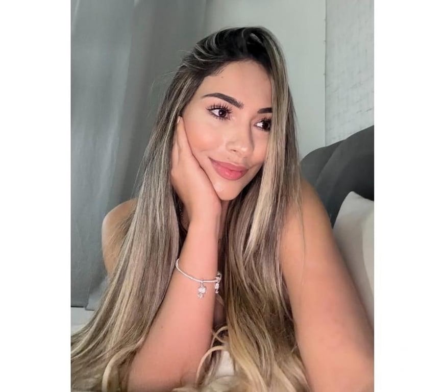 Escorts Oxfordshire Cherwell - Photos for Vine🔥FULL PARTY🥂 24HR🥵HORNY AND WET💦😋🇷🇴