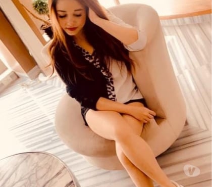 Escort Barons Court Station West London - Photos for 🥰Indian medical student in your town 🔥