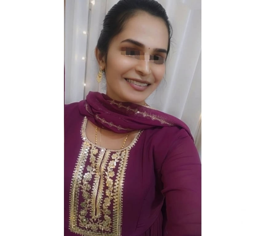 Escorts South East London Croydon - Photos for Hema Sree South Indian Tamil Girl (Whatsapp me)