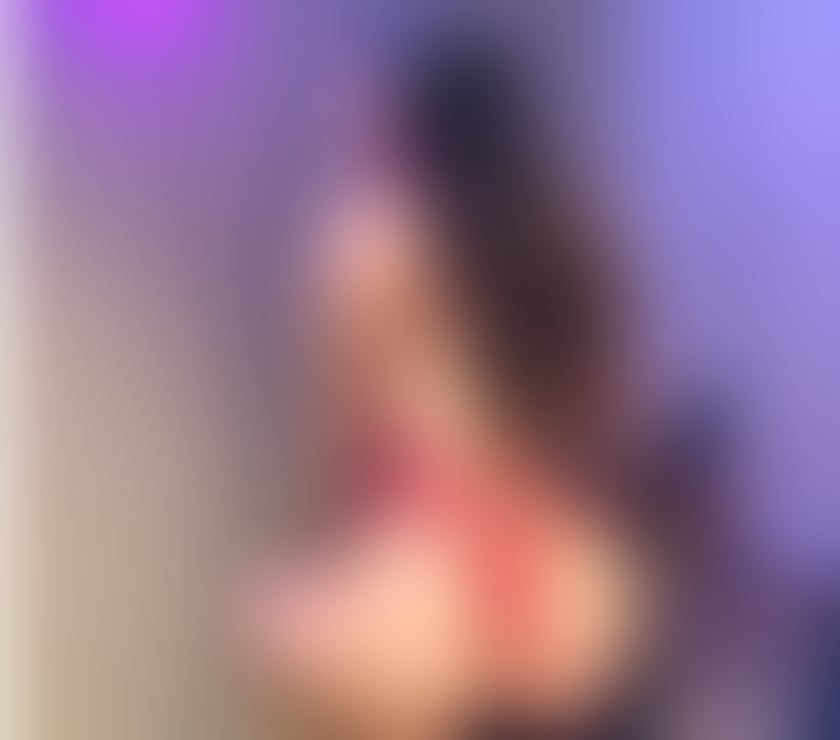 Escorts Buckinghamshire Milton Keynes - Photos for Gourgeous girlfriend lara new in town !!!