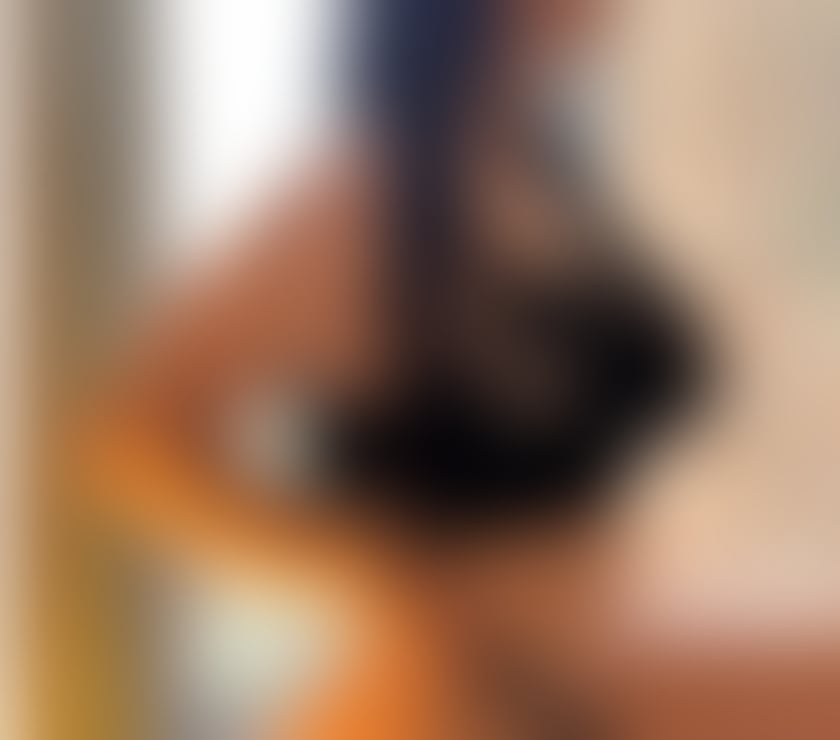  Escorts East Dulwich South East London - Photos for NAUGHTY brunette call me baby