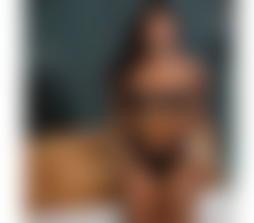 Escorts Bristol City Centre Bristol - Photos for MANNU🍑 Party Girl🫦🔥