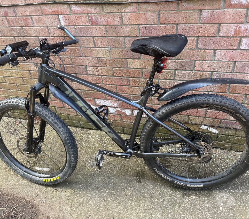 bike parts Denbighshire - Wales Llangollen - Denbighshire - Photos for Trek Roscoe 7 moutain bikehardtail