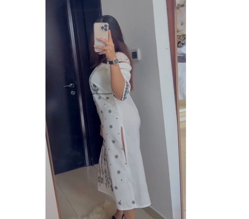 Adult Entertainment Greater Manchester Manchester - Photos for Authentic British Indian Hijabi Goddess(GFE+ content)
