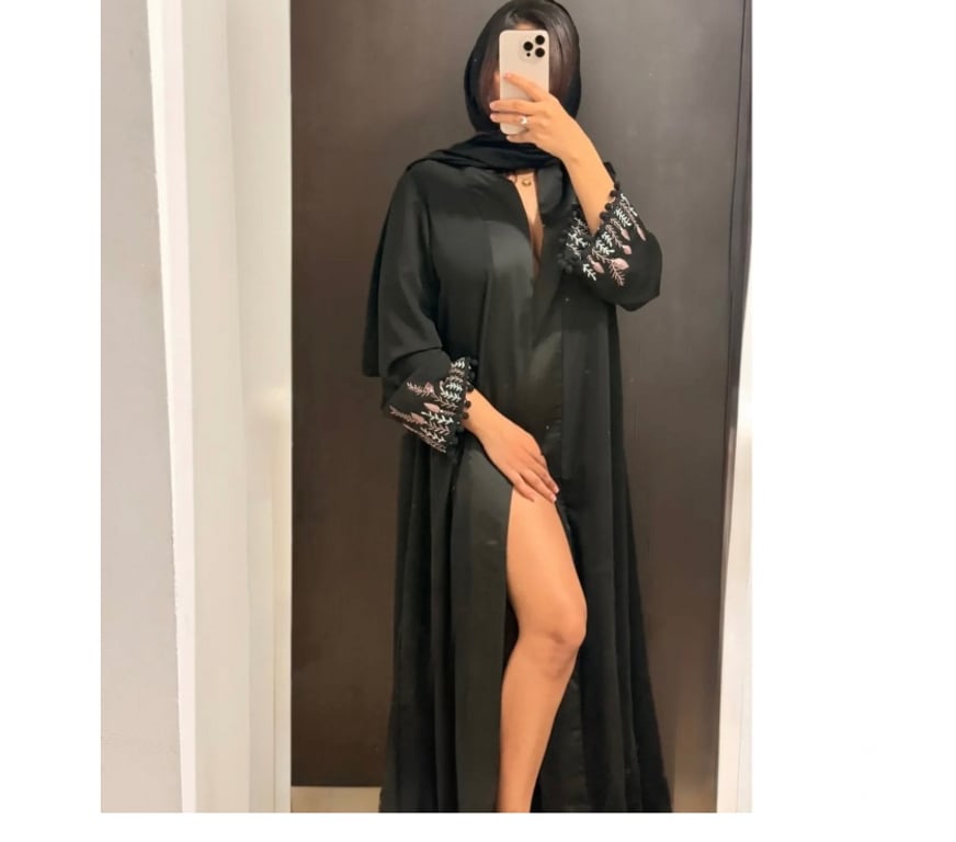 Adult Entertainment Greater Manchester Manchester - Photos for Authentic British Indian Hijabi Goddess(Online services)