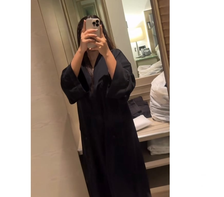 Adult Entertainment Greater Manchester Manchester - Photos for Authentic British Indian Hijabi Goddess(GFE+ content)