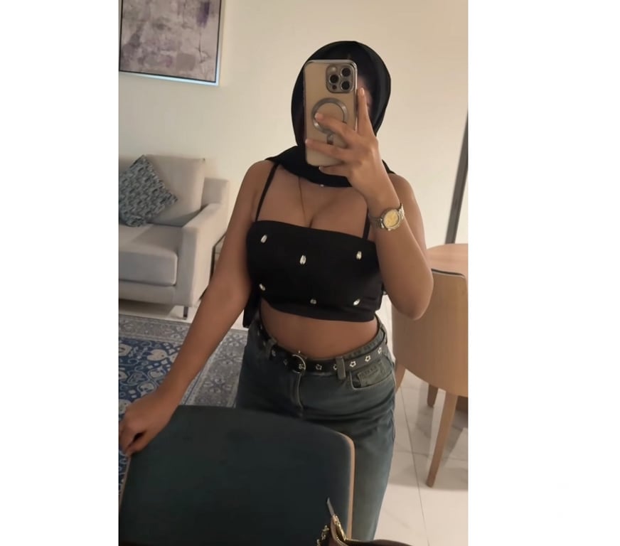 Adult Entertainment Greater Manchester Manchester - Photos for Authentic British Indian Hijabi Goddess(Online services)