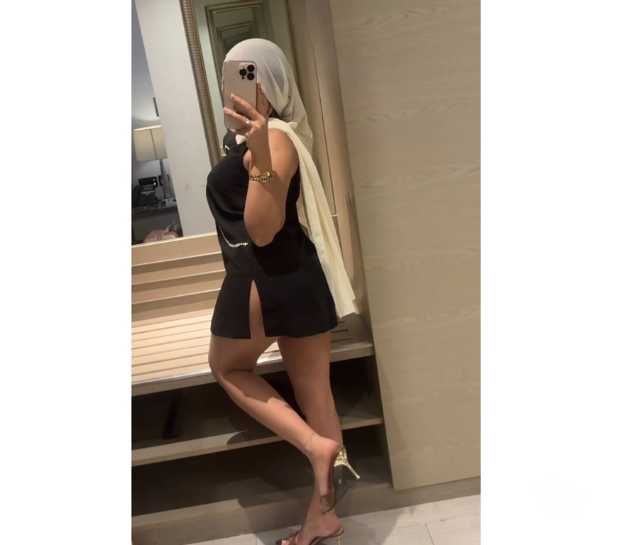 Adult Entertainment Greater Manchester Manchester - Photos for Authentic British Indian Hijabi Goddess(Online services)