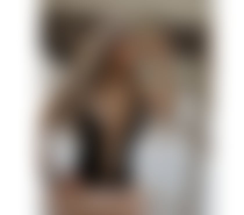 PAULA PARTY MILF COLOMBIAN GIRL BACK IN FELTHAM TOWN