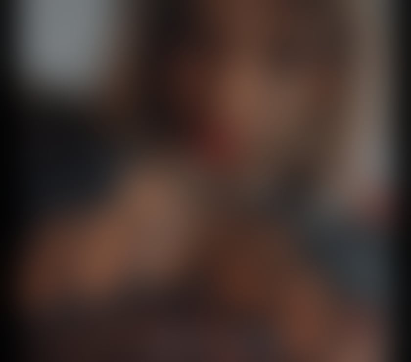 Gay Escorts Reading West Berkshire - Photos for SUBMISSIVE, CROSSDRESSER LOOKING NOW FOR SEXY LADS