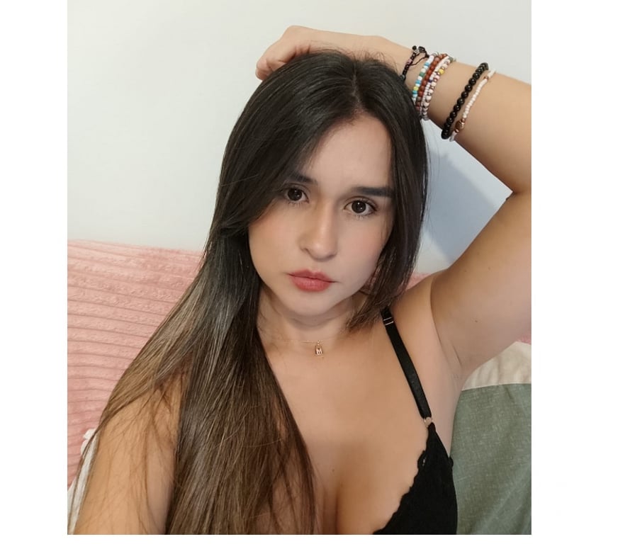 Escorts Hampshire Southampton - Photos for HI GUYS IM MIA, SEXY LATIN HERE FOR YOU ON 07349015828