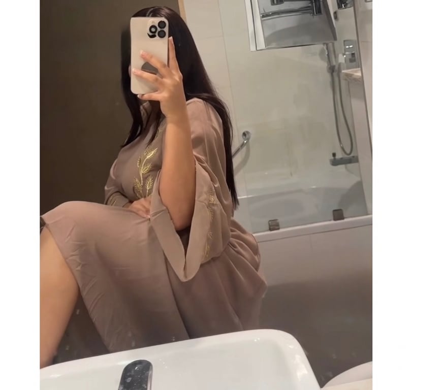 Escorts Greater Manchester Manchester - Photos for OUTCALLS ONLY- British Indian Hijabi Goddess(GFE+ content)