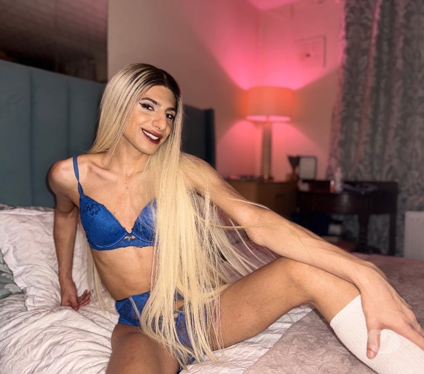 Trans Escorts West London Hounslow - Photos for Sweet shy latte