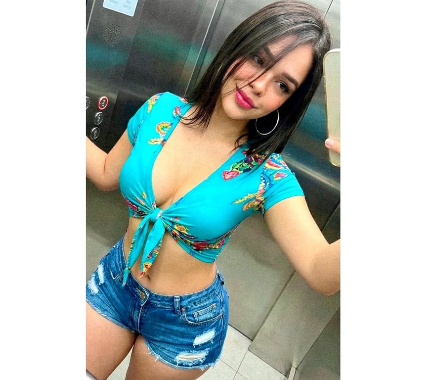 Escorts East London Aldgate East - East London - Photos for 🔥REAL 21YO🔥NEW🇧🇷GIRL in ALDGATE🍑OWO-FKISS-GFE