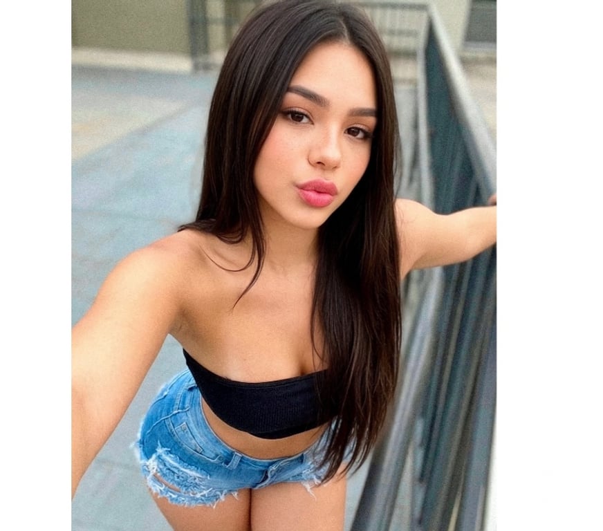 Escorts East London Aldgate East - East London - Photos for 🔥REAL 21YO🔥NEW🇧🇷GIRL in ALDGATE🍑OWO-FKISS-GFE