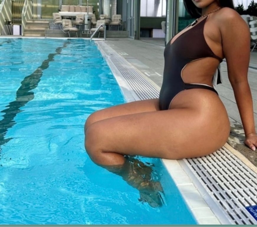 Escorts Perth and Kinross Perth - Perth and Kinross - Photos for In Seila 49 in front of 🇨🇺❤️😻🦊Party girl