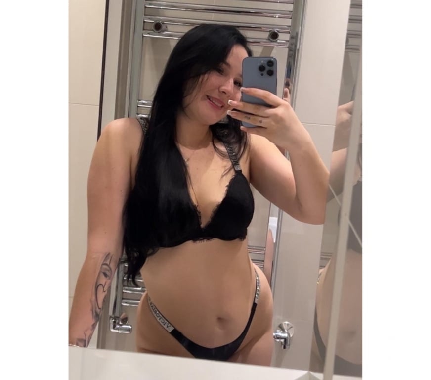 Escorts North London Upper Edmonton - North London - Photos for LIZ REAL PIC 🔥 ATTRACTIVE GIRL FOR COMPANY 💋