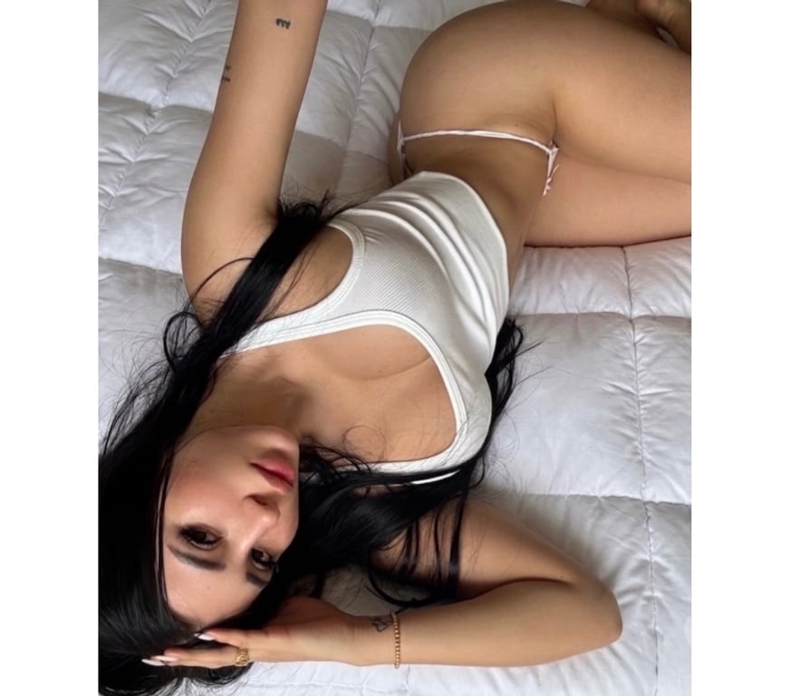 Escorts South East London Bermondsey - South East London - Photos for SENSUAL ENERGY AND AN UNFORGETTABLE CHARM ❤️‍🔥🌸