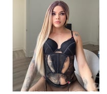 I'm a beautiful girl. Female TS curves