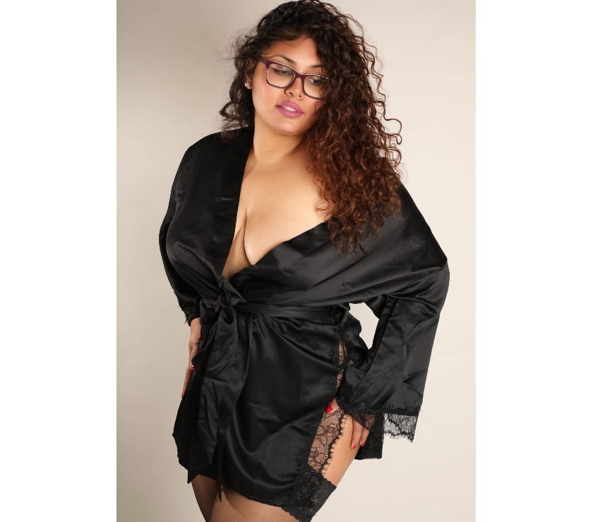 Escorts Somerset Bridgwater - Somerset - Photos for Charming Latina with Natural Allure – Classy & Genuine