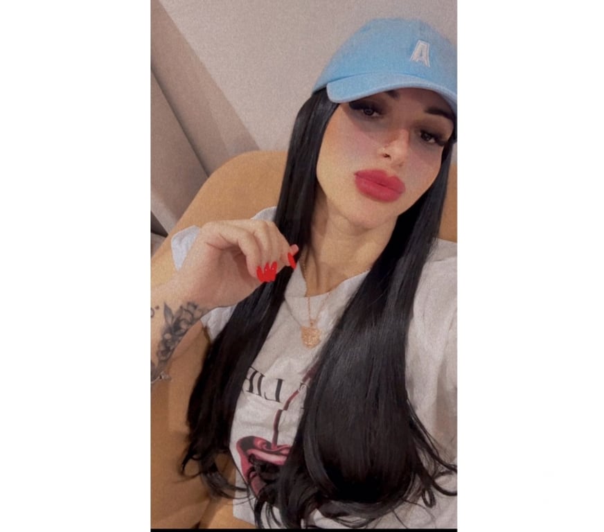 Escorts Surrey Epsom and Ewell - Photos for 🇧🇷 🔥Brazilian angel for the best party🔥🇧🇷