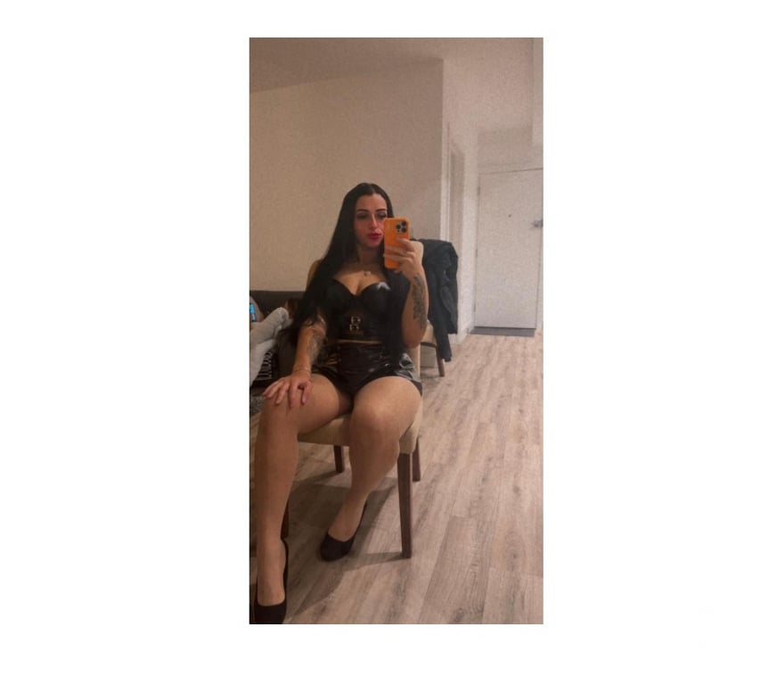 Escorts Surrey Epsom and Ewell - Photos for 🇧🇷 🔥Brazilian angel for the best party🔥🇧🇷