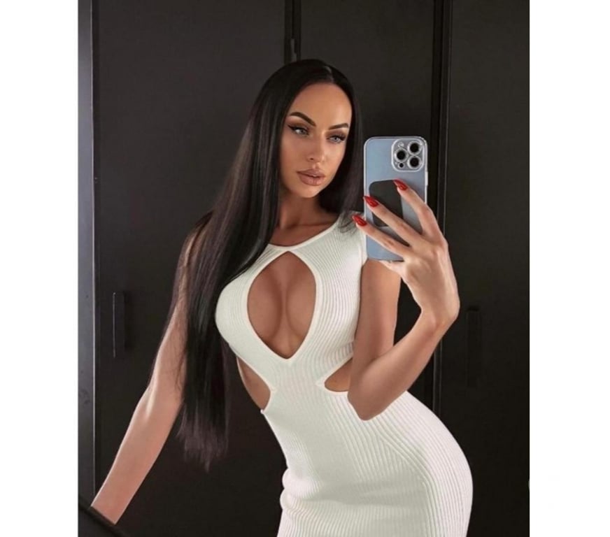 Escorts North Yorkshire Middlesbrough - Photos for 🚨BRUNETTE BIG A S S AND B O B SS✨NEW IN TWON✨