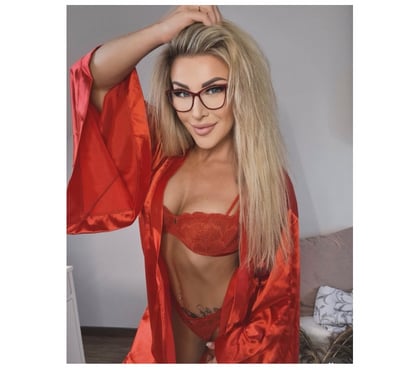 Photos for Hot girl xx call me ❤️ PARTY GIRL❤️