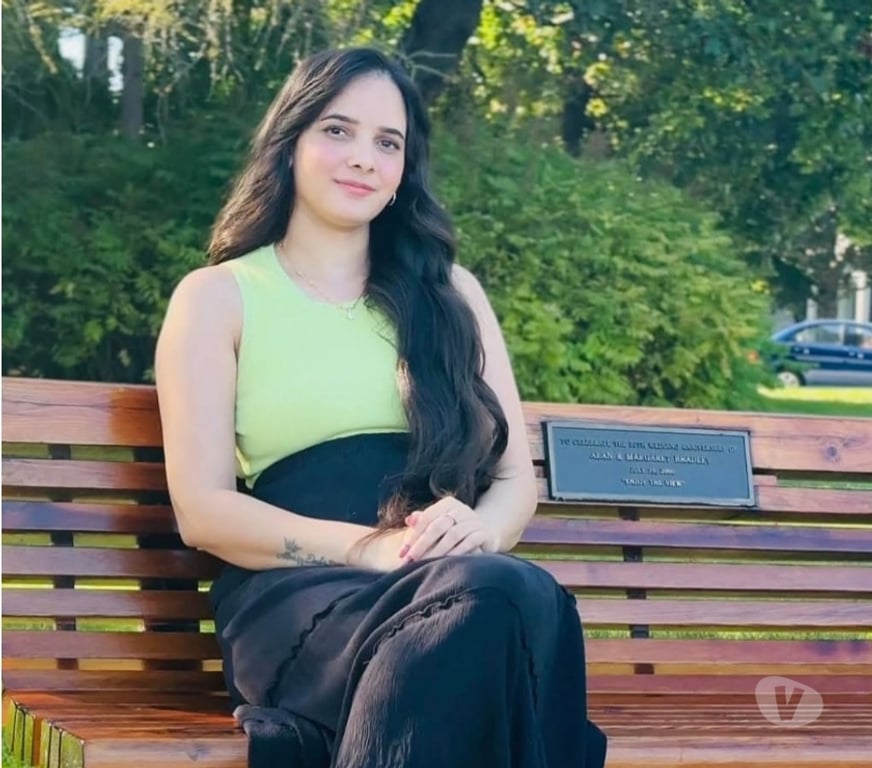 Escorts West Yorkshire Leeds - Photos for Hot Indian girl in town leeds