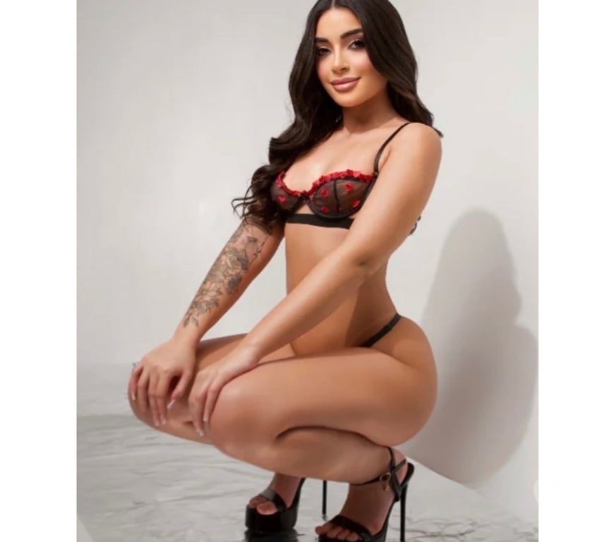 Escorts West London Hillingdon - Photos for VICTORIA BRAZILIAN MODEL IN TOWN THE BEST