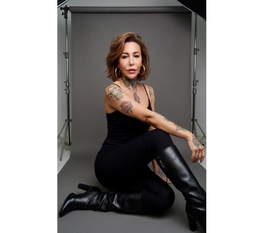 Escorts Essex Chelmsford - Photos for LADYBOY BIG SURPRISE!!!🌟 SHEMALE .TS CARLA BIG SURPRISE