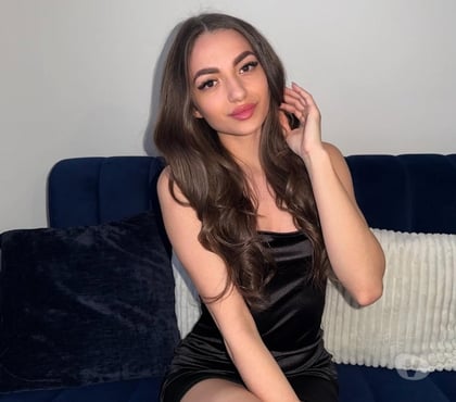 Escort Portsmouth City Centre Portsmouth - Photos for YZA 💙NEW PARTY GIRL IN TOWN 💙🍾🍾