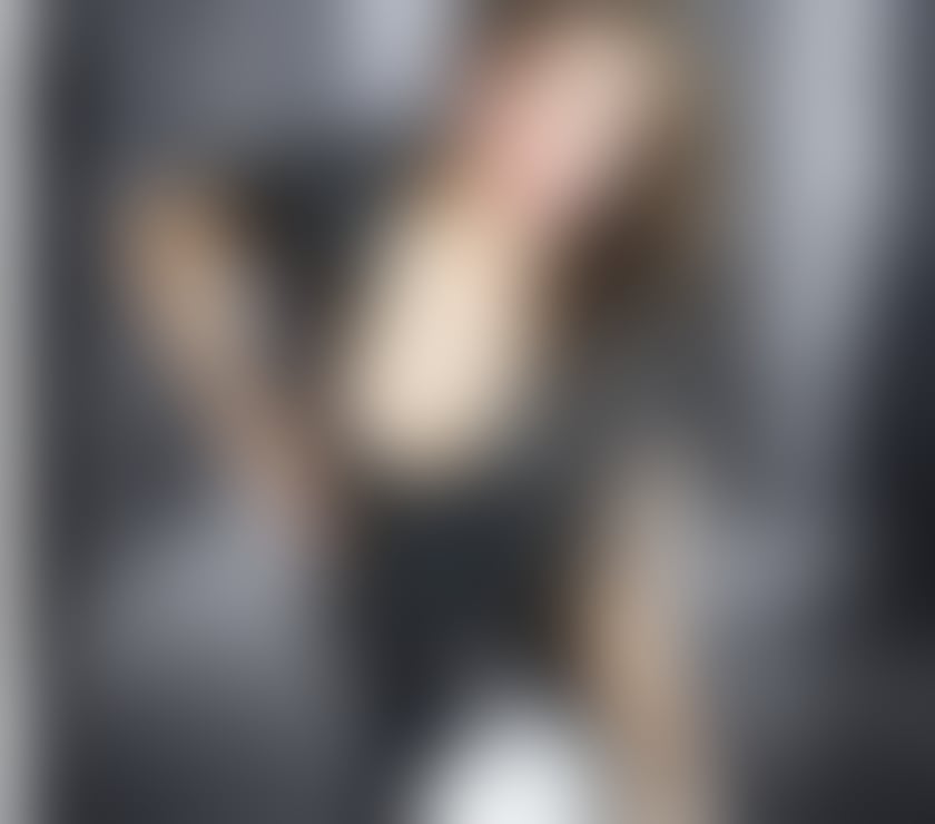 Trans Escorts Surrey Surrey Heath - Photos for Busty Curvy Sexy Thai TS Ladyboy with a Lovely Surprise 🔥