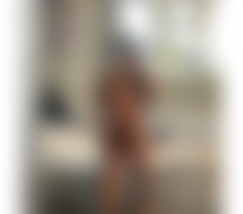 Escorts Aberdeen Northfield - Aberdeen - Photos for Sexy Sabrina new in town!!! Yummy party girl