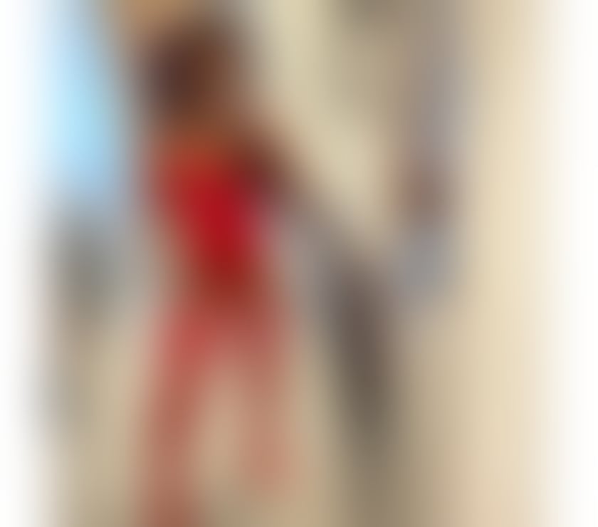 Escorts Aberdeen Northfield - Aberdeen - Photos for Sexy Sabrina new in town!!! Yummy party girl