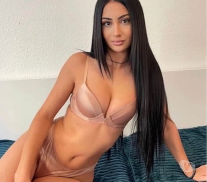 Escorts North Benfleet Basildon - Photos for 🍑PARTY GIRL OUTCALL🔥KIM REAL PICE REAL🔞