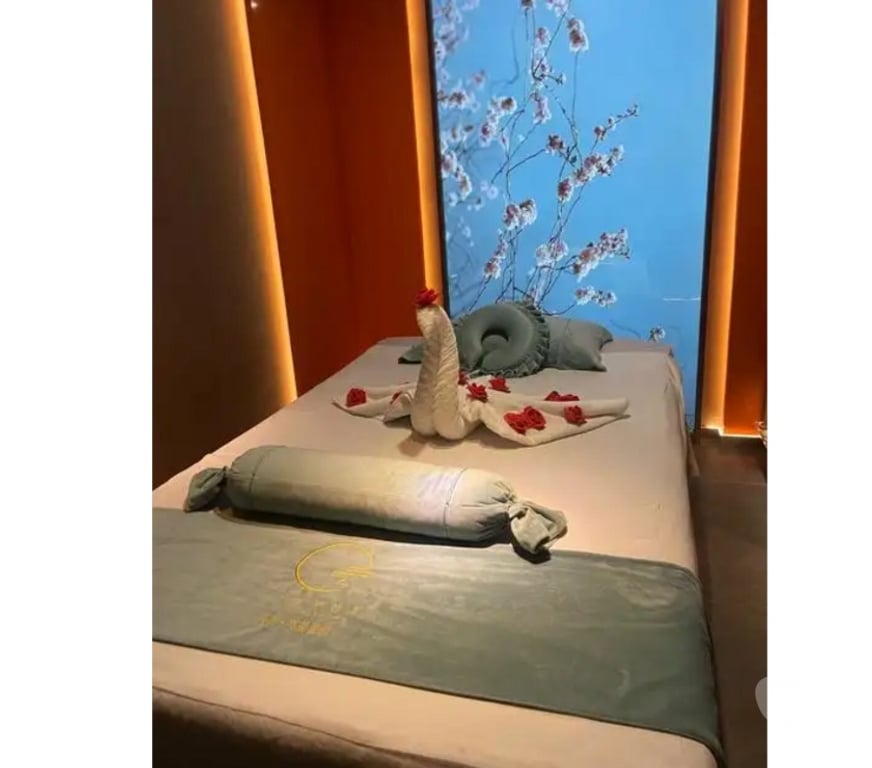 Full body massage Edinburgh Edinburgh Old Town - Edinburgh - Photos for I am Lucy's elegant and lovely therapist.