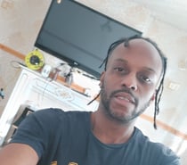 Single man Looking for a female